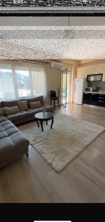 Apartament 2+1, Liqeni i Thate!