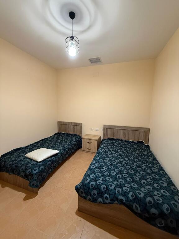 🏢Kodra e Diellit, Bill Klinton Street, 2+1 apartment for rent, furnished. 48,000 Leke     