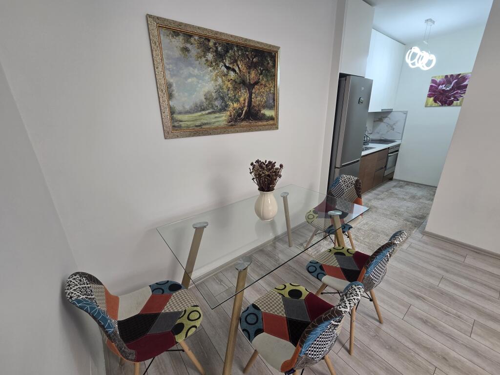 Appartamento 1+1+Posto Auto in Affitto in Via dei Kosovari  