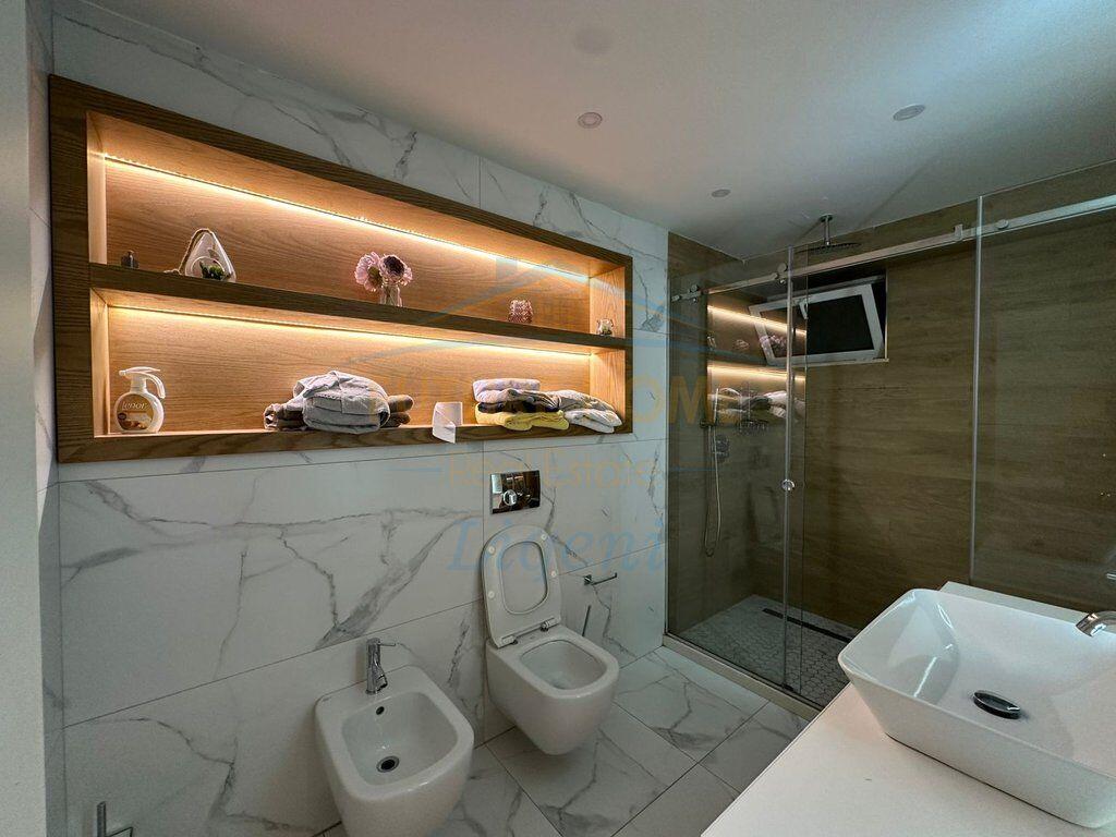 Affittasi 3+1+2Margarita Tutulani