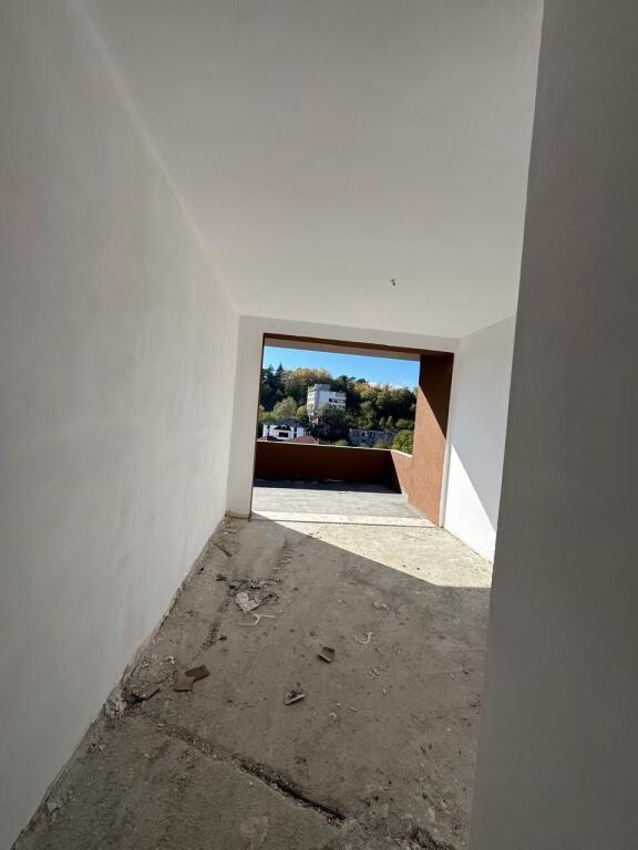 FOR SALE APARTMENT 2+1+2 ELBASAN STREET, BRIGADES BUILDING