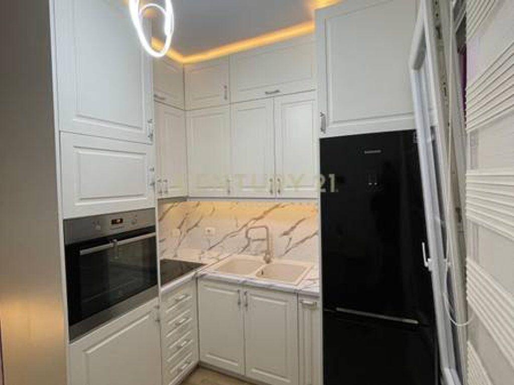 Apartament 1+1 Me Qira në Kodra e Diellit, Tiranë – 600€ | 56 m²