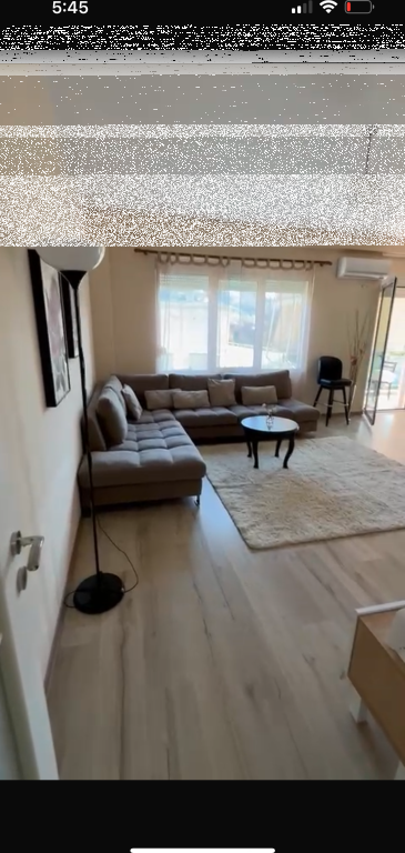 Apartament 2+1, Liqeni i Thate!