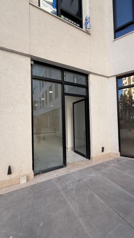 🏪 Shop for rent📍 Mine Peza Street 💶 Price: 900 €