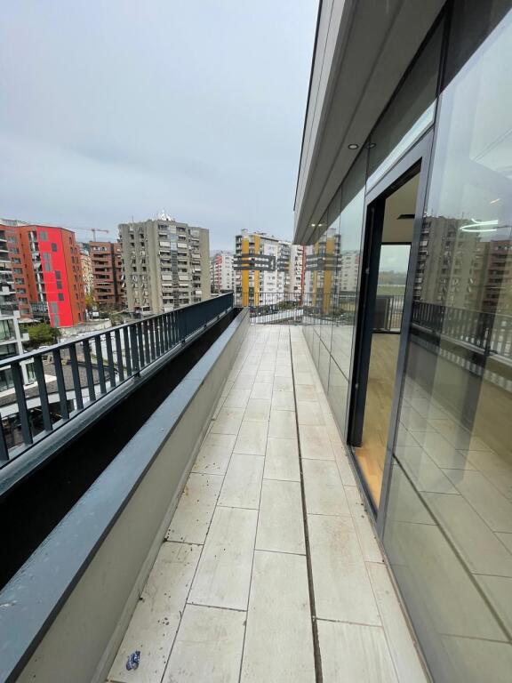 Shitet Apartament 2+1+2 , 📍Lake View