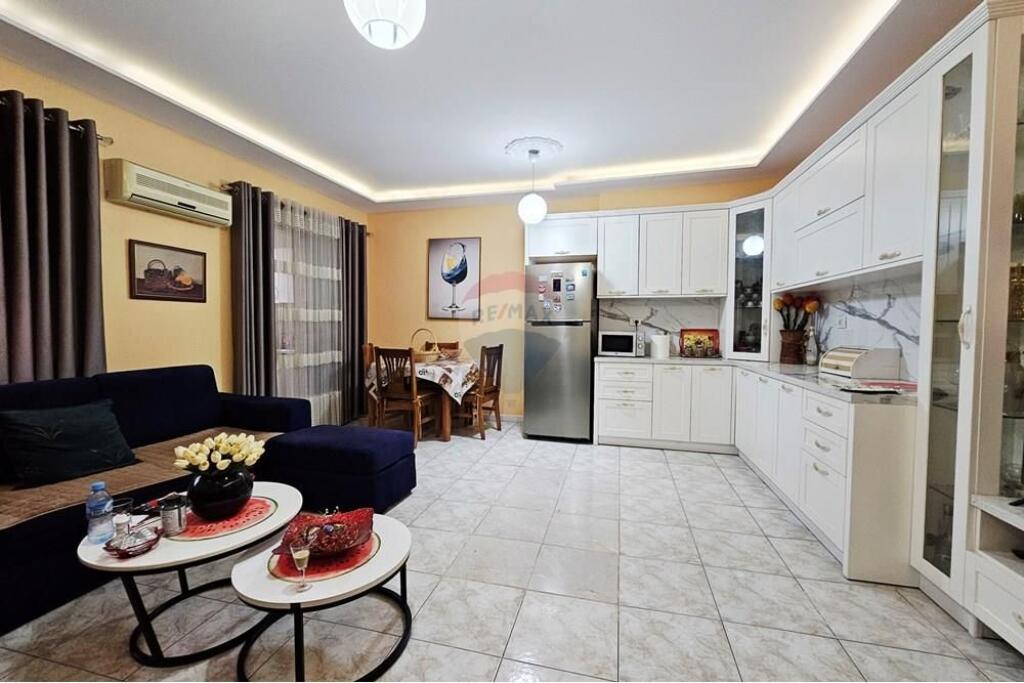 Apartament 2+1 ne shitje te Hipoteka ID: 530181003-448