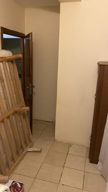 United school, 1+1 apartment 5th floor existing building without elevator