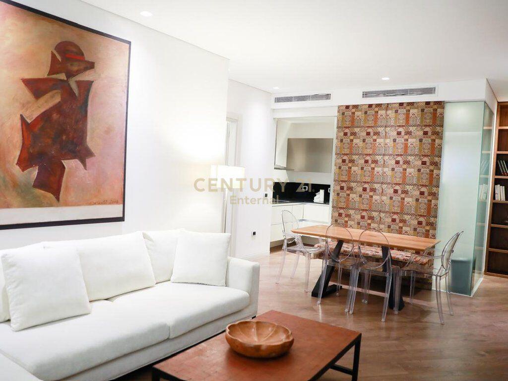 Apartament 2+1+2 per Shitje tek Rruga e Dibres