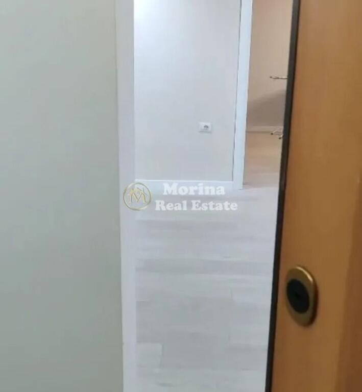 Rent | Apartment 3 + 1 | 21 Dhjetori | 800 €/month