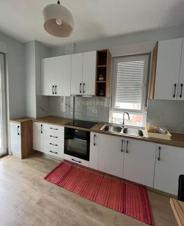 Apartament 2+1+2 me qira Rr. Dritan Hoxha.
