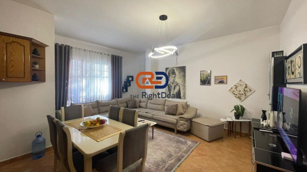 In Kombinat, 2-Storey Villa for Sale, With Regular Floor Plan!!!