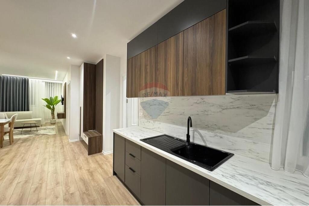 Super Luxury Apartment at Mine Peza!