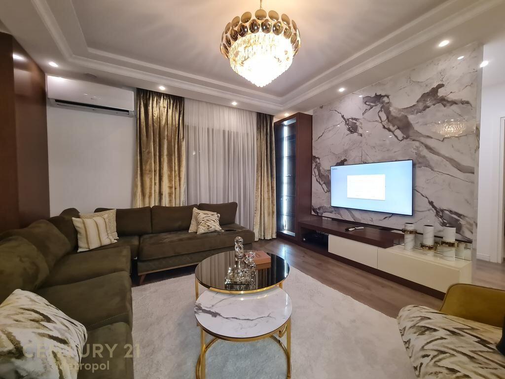 Apartament luksoz 2+1+Garazhd per shitje tek Green City