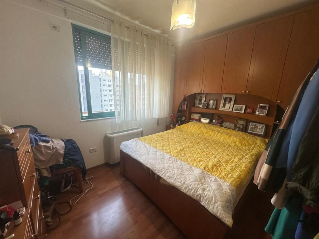 🏢Tek Pazari i Ri shitet apartament 2+1+2,i mobiluar  220,000 EURO