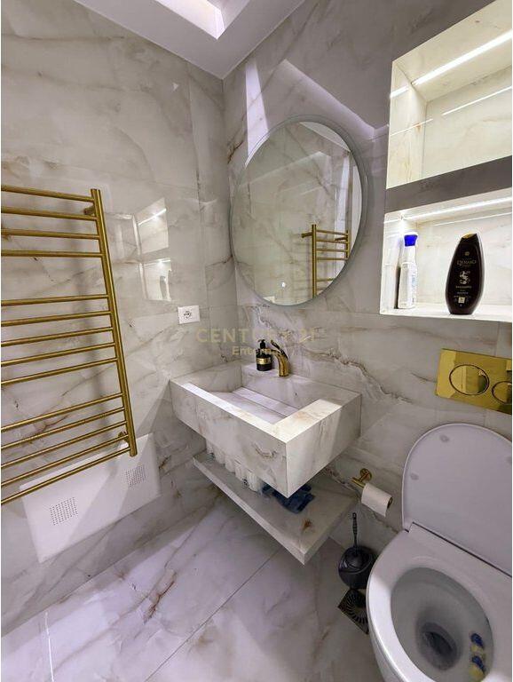 Studio for rent - 21 December