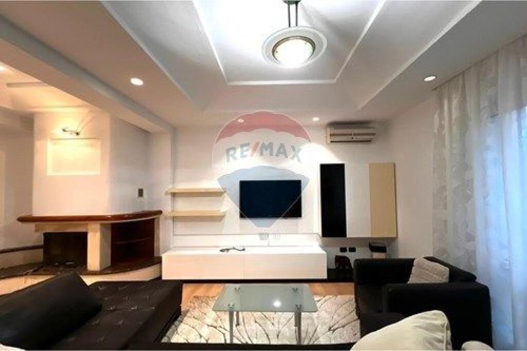 Apartment for rent on Elbasanit street