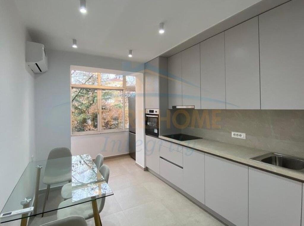 Rent, Apartment 1+1+Storage, Ballet School, Tirana.