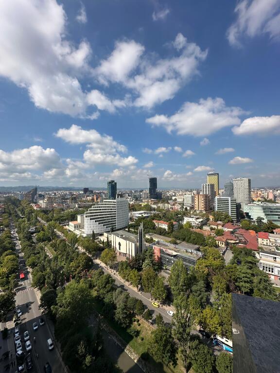 🏙️Shitet Apartament 2+1 te Downtown One Tirana!
