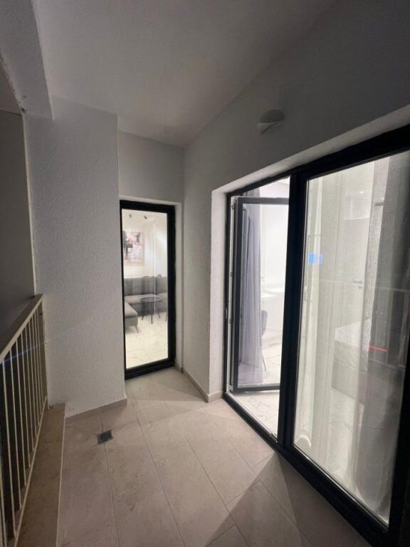 In Affitto, Appartamento 1+1, Zogu i Zi, Tirana.