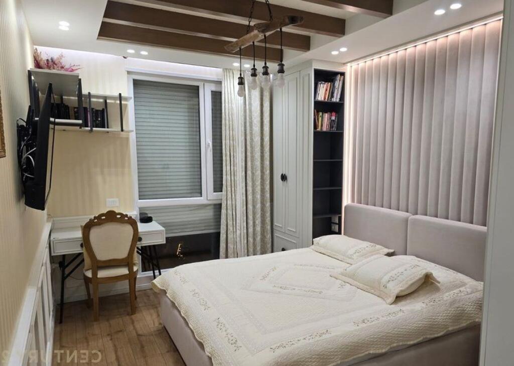 JAPIM ME QIRA APARTAMENT 2+1+2+ POST PARKIMI TE KOMPLEKSI FIORI DI BOSKO