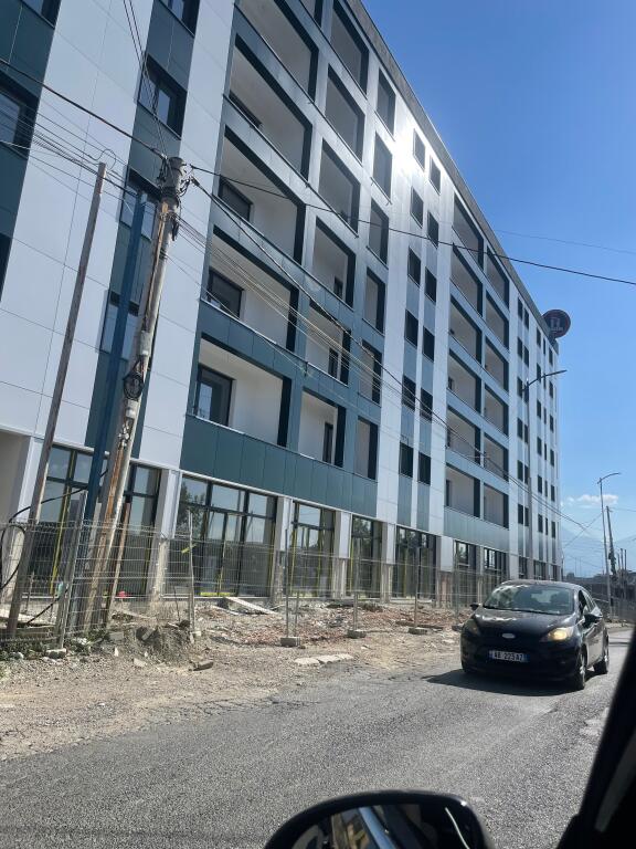 Jepet me qera ambient bisnesi/ Prane Auto gashi paskuqan