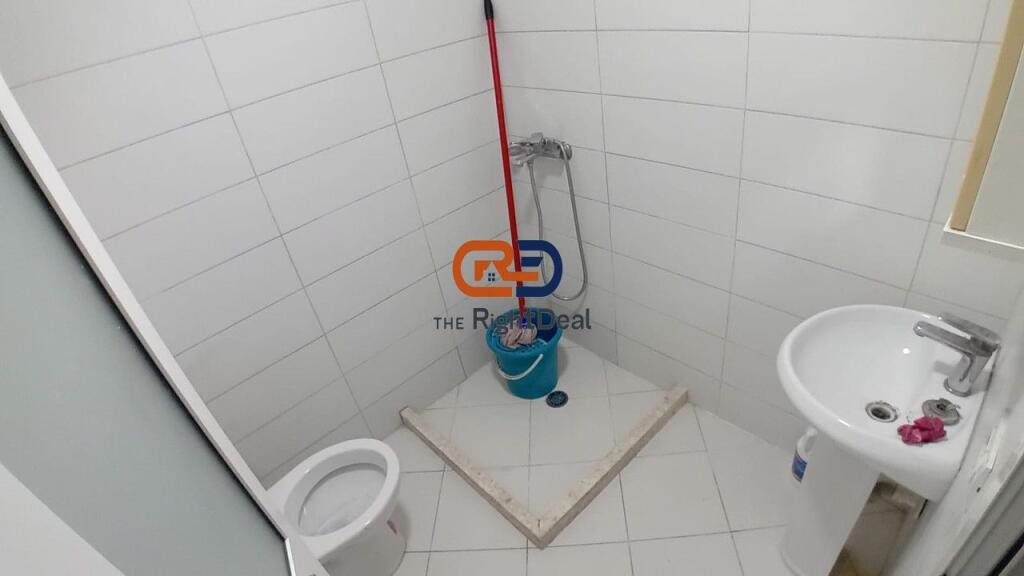 Ne Laprake, Shitet Garsoniere Me Lokacion Perfekt!!