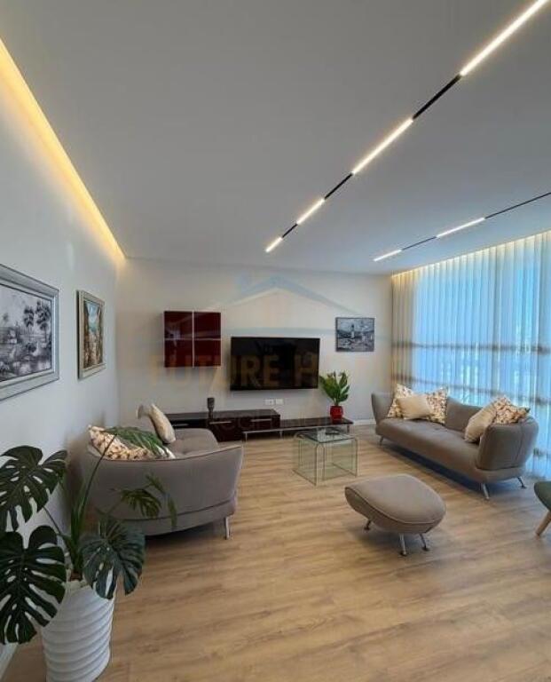 Qera, Apartament 2+1+2, Galeria, Rruga e Barrikadave, Tirane.