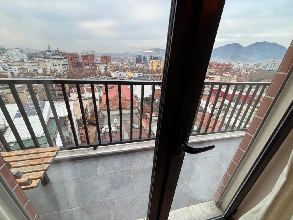 CASA IN VENDITA – VILA GOLD, CENTRO 📍 Zona d'élite, vicino al centro