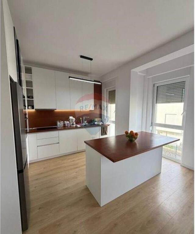 Villa - For Sale - Lake of Farka, Tirana(ID: 530411001-1286)