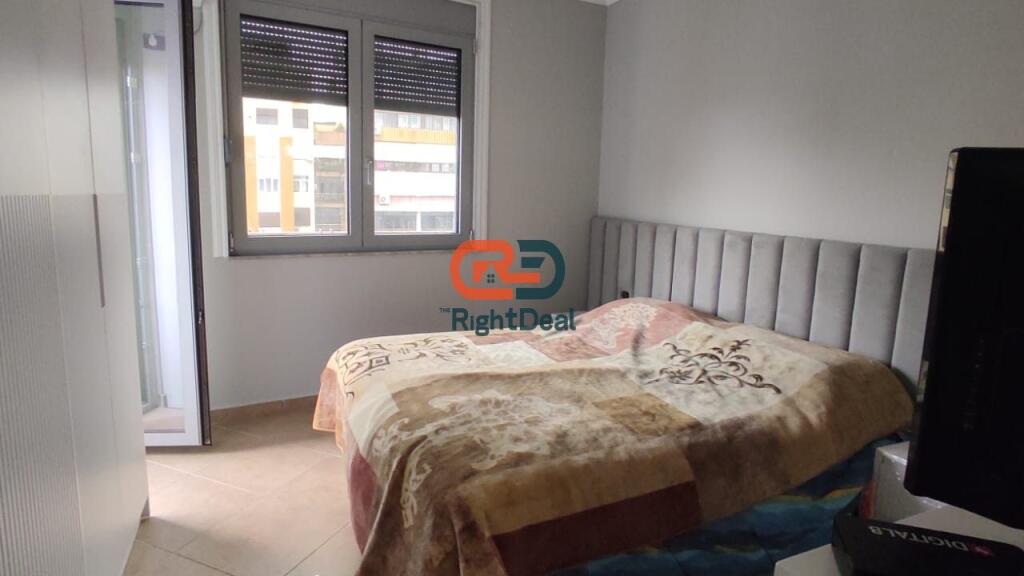Tek Delijorgji ,Jepet Me Qira Apartament 2+1 I Mobiluar!!!