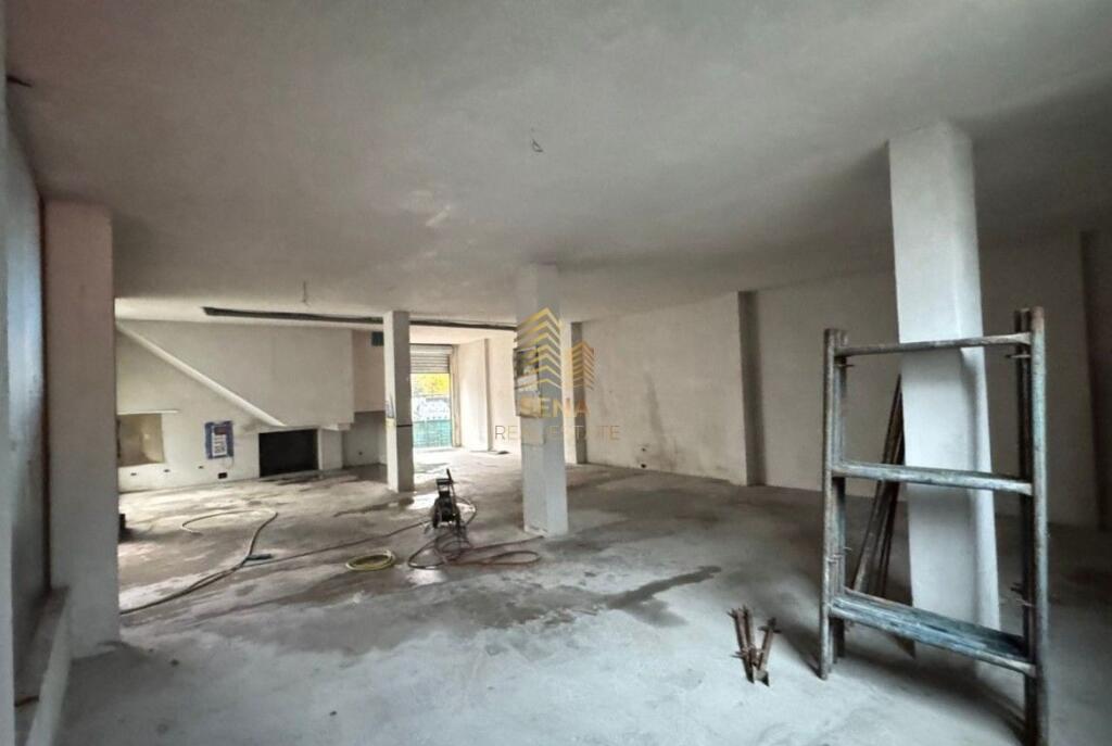 Rent, Warehouse 180m2, Former Aviation Field, 1200 Euro