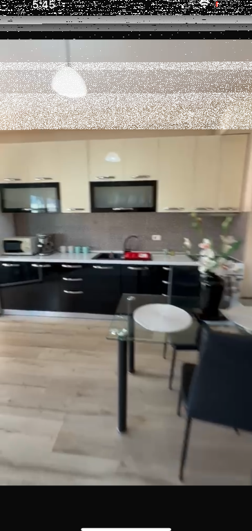 Apartament 2+1, Liqeni i Thate!