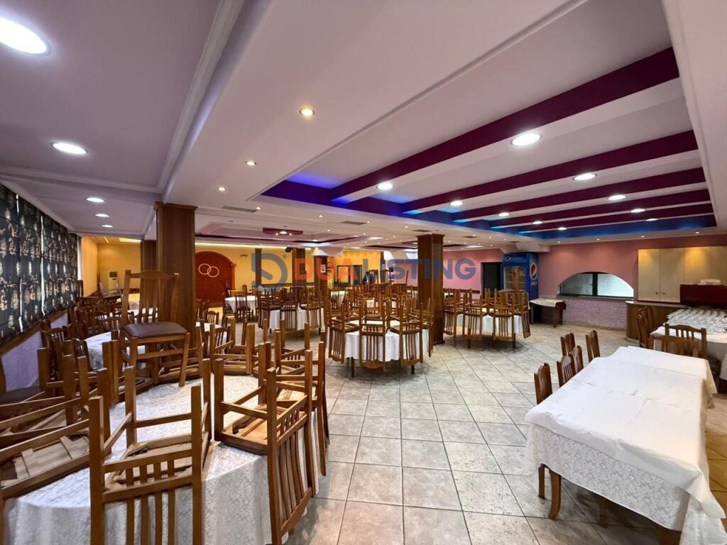 Ambient Biznesi me Qira – Kombinat, Sharrë