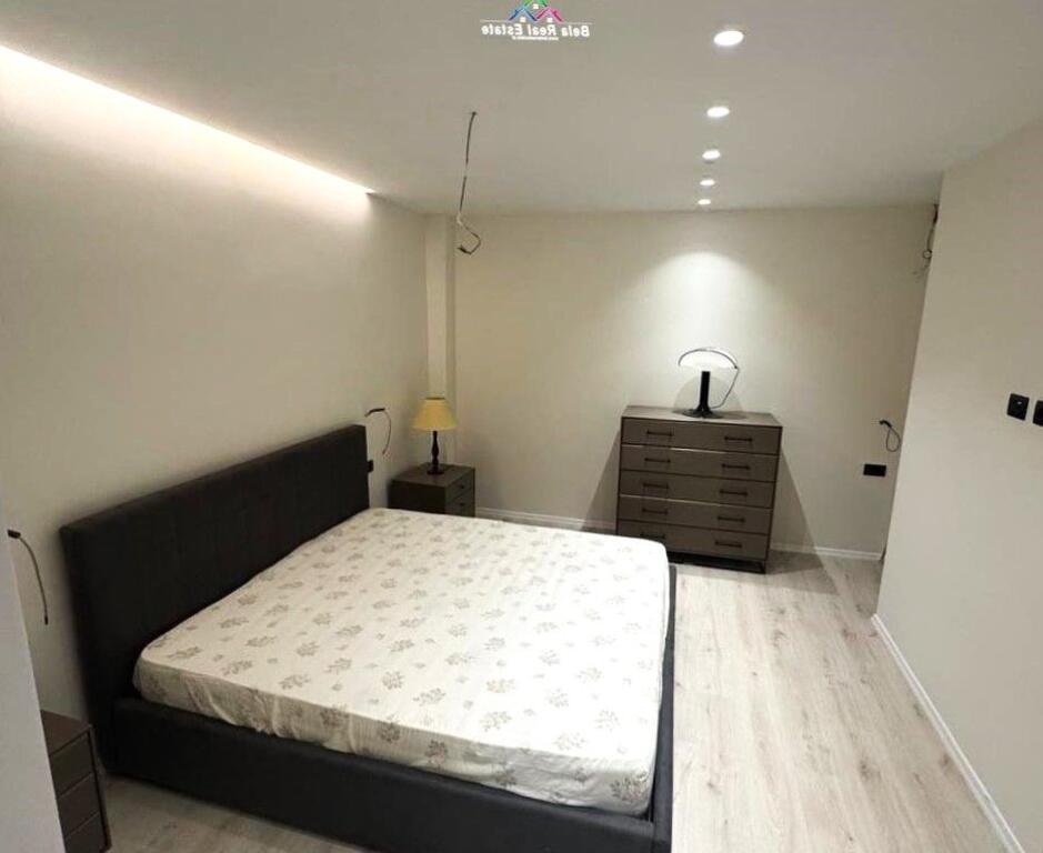 Apartament Me Qera 1+1 tek Rruga e Elbasanit (ID B2101415) Tirane
