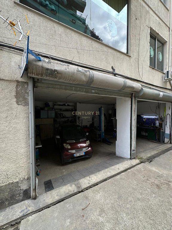 Jepet me qira servis në zonën e Freskut