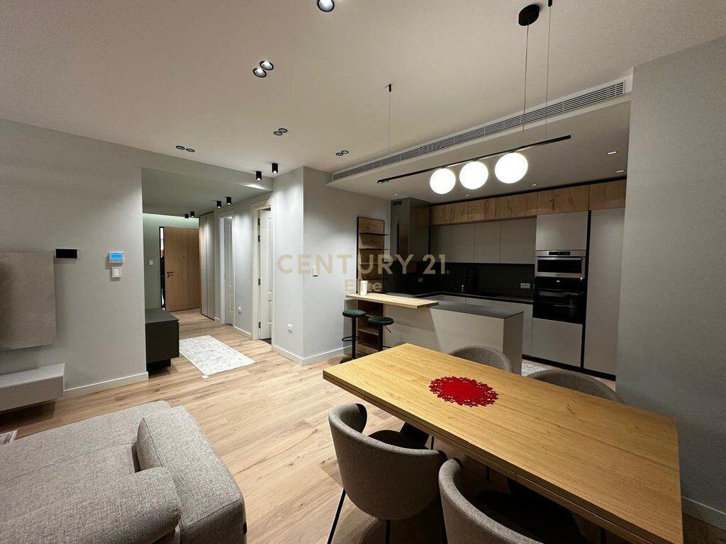 Qira, Apartament 2+1+2+Post Parkimi, Stadiumi Qemal Stafa