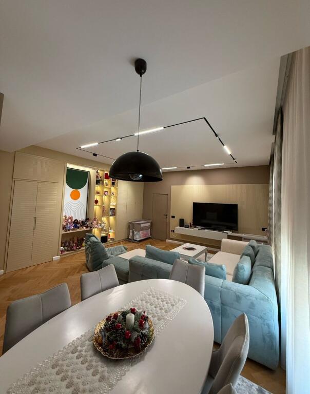 Eskluzive,shitet super apartament 2+1+2 tualete+post parkimi ne Ali Dem