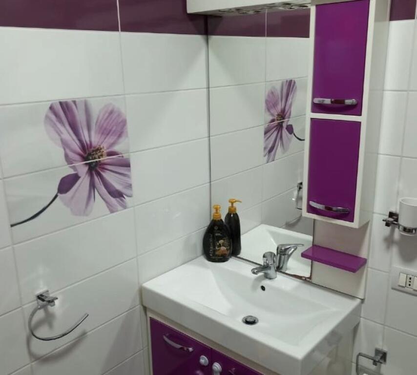 Jepet me qira 1+1 TE 21 DHJETORI 600€