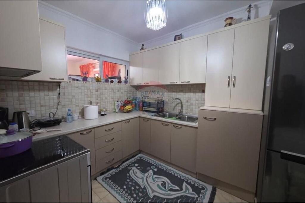 APARTAMENT 1+1+KUZHINE PER SHITJE TE SIRI KODRA!