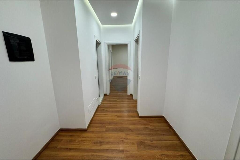 Apartment - For Sale - Karl Topia Square, Tirana(ID: 530261046-452)
