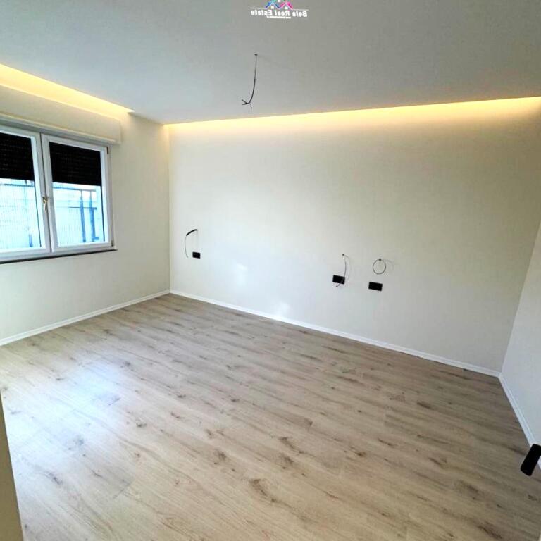 Apartament Me Qera 1+1 tek Rruga e Elbasanit (ID B2101416) Tirane