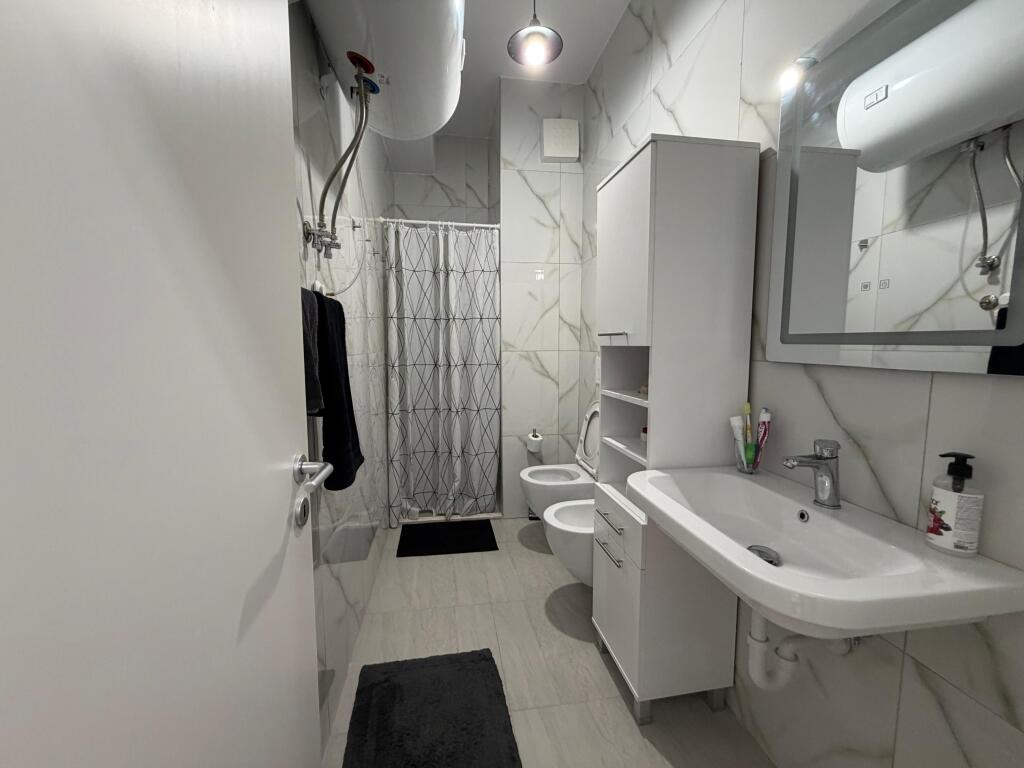 SHITET APARTAMENT 2+1 📍 Kompleksi Mangalem 21 – Ali Dem