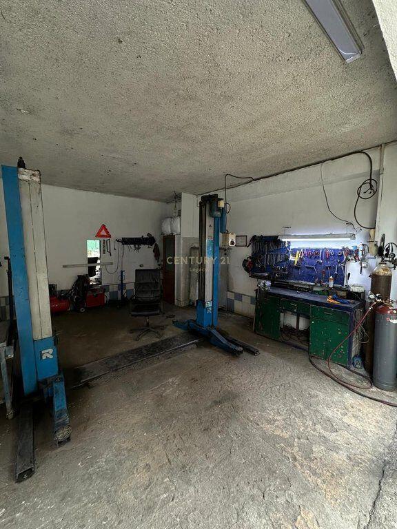 Jepet me qira servis në zonën e Freskut