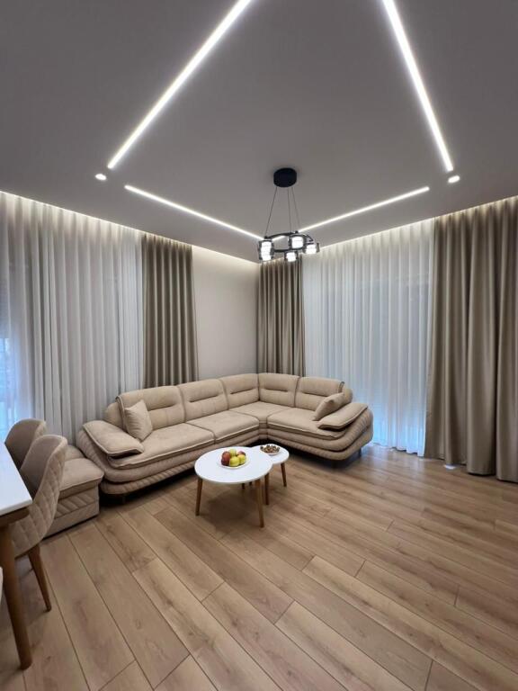 Super apartment for rent 3+1+3