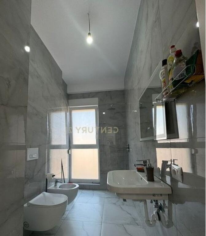 We offer office for rent at Siri Kodra