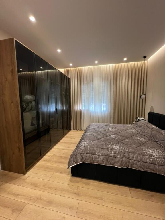 Super apartment for rent 3+1+3