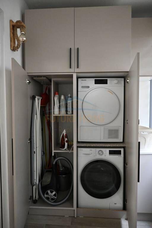 Apartamet 2+1,  Tregu Elektrik i Ri/Ali Demi