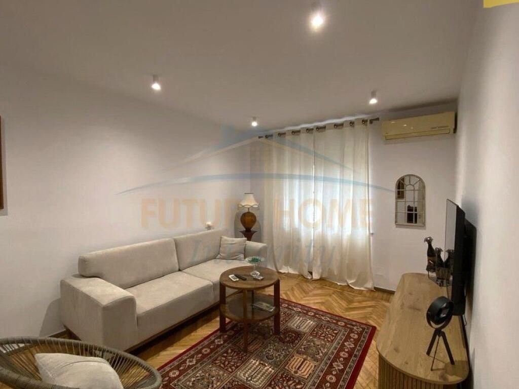 Rent, Apartment 1+1+Storage, Ballet School, Tirana.