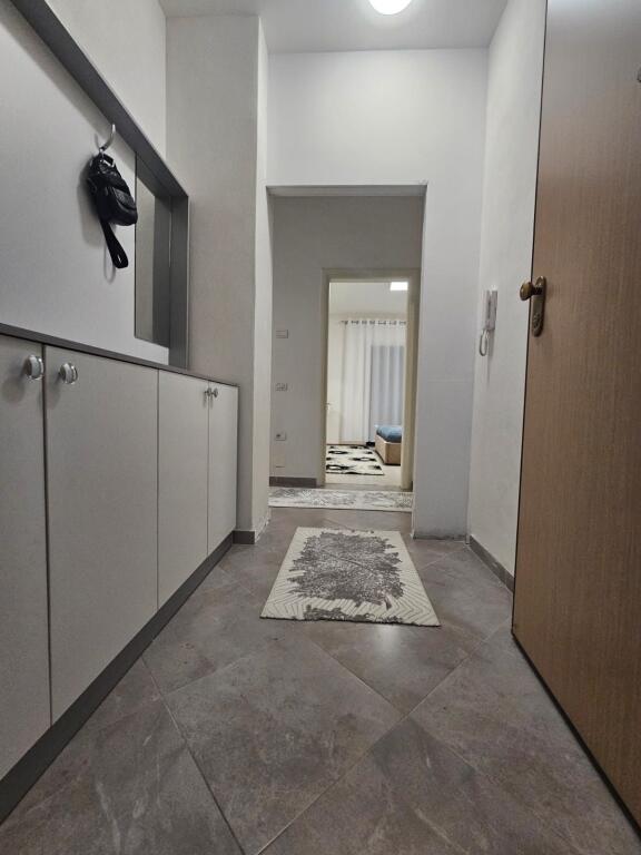 Qera Apartament 1+1 me post parkimi  Green City Unaza e Re