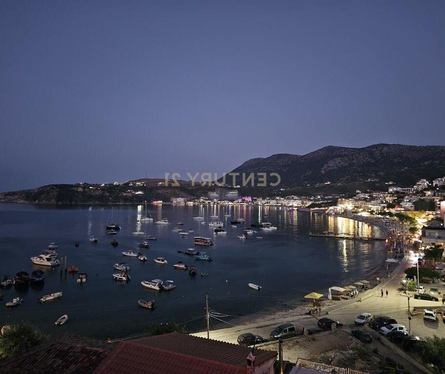 Offriamo appartamento in vendita a Himare